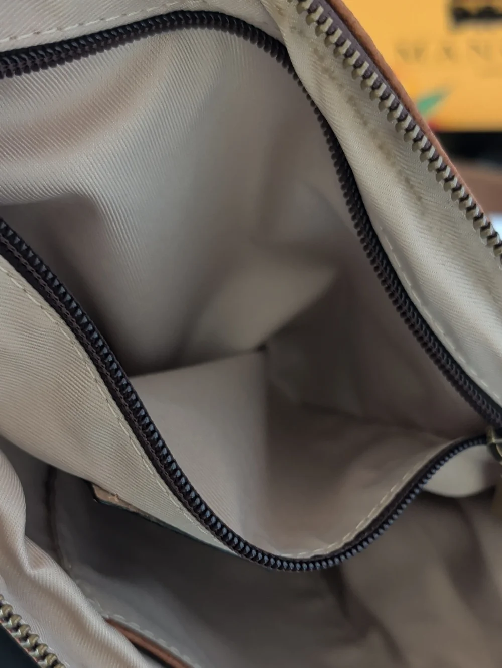 Maxon Collection Italy Leather Crossbody Bag